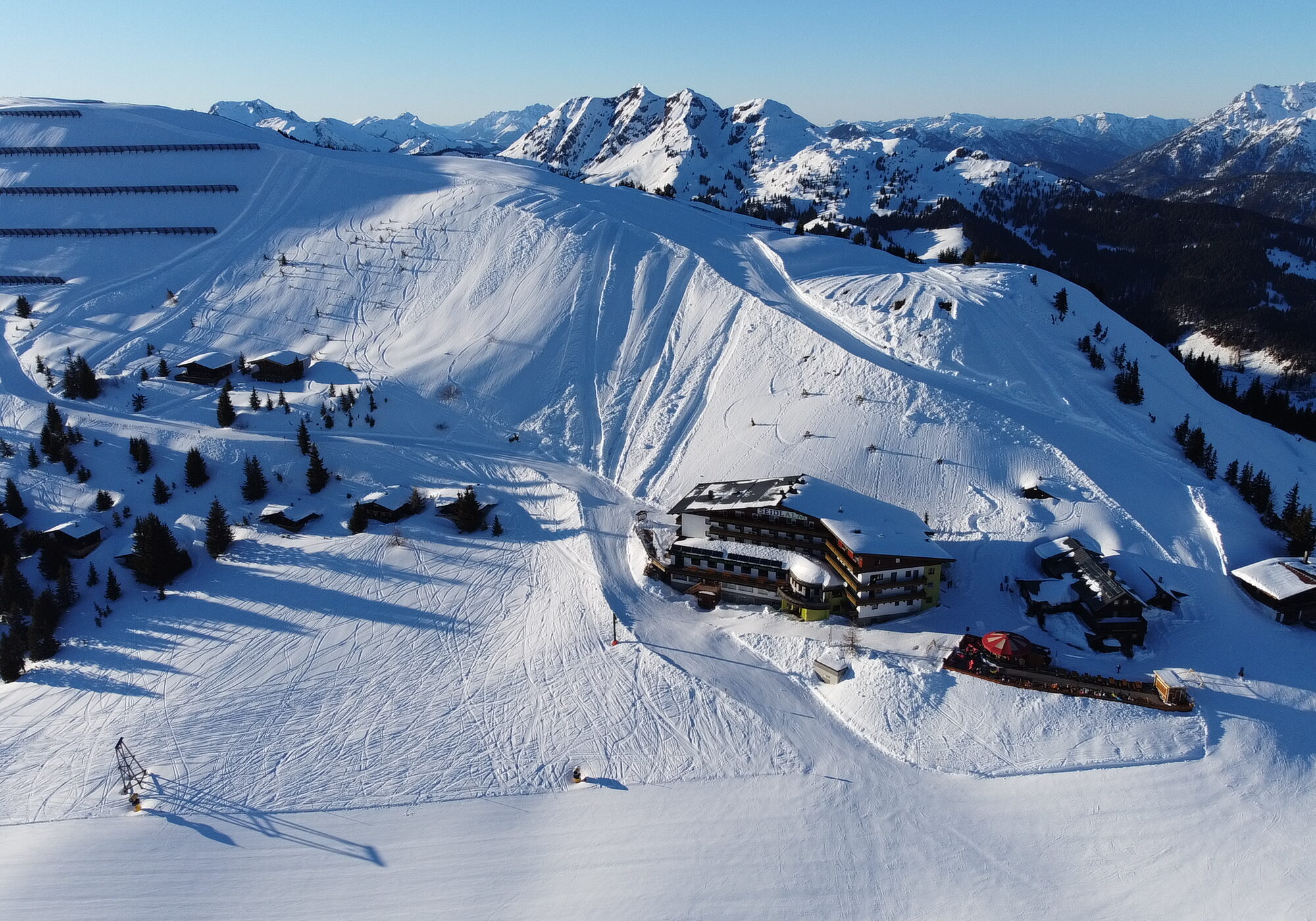 Die Seidlalm im Winter: Gemütliche Skihütte direkt an der Skipiste in Saalbach-Hinterglemm